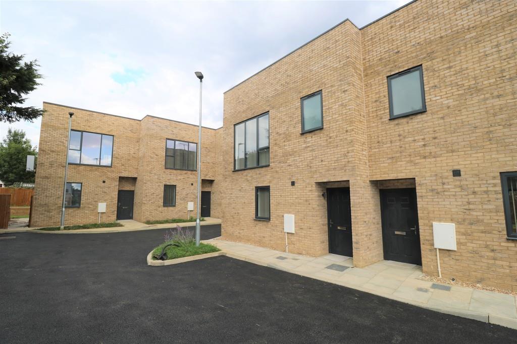 Beagle Close, Mill Hill